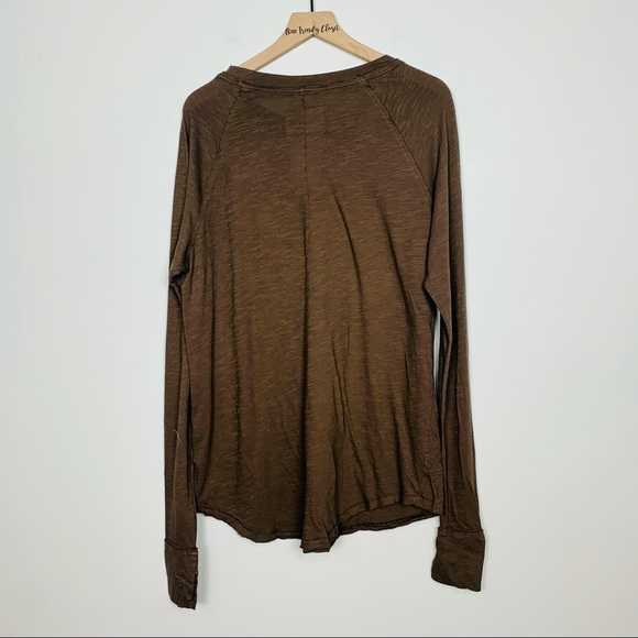 FREE PEOPLE | WE THE FREE NWT  ARDEN TEE LONG SLEEVE TEE LITE BARK BROWN SIZE S - Picture 9 of 10